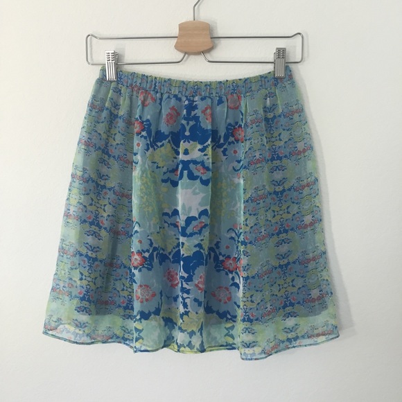 Ella Moss Dresses & Skirts - Ella Moss 100% Silk Skirt Elastic waist